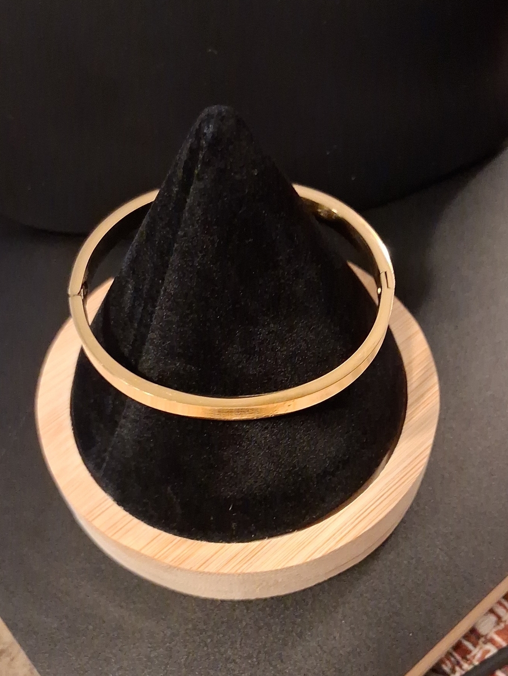 Ring/Bangle 18k GP Hinged New - Picture 3 of 6